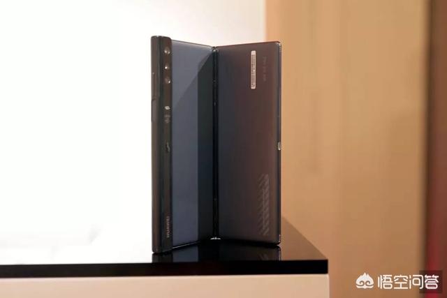 华为Mate X 5G折叠屏问世，价格超1.7万，你的钱包能跟上时代的迭代吗？-第6张图片-太平洋在线下载