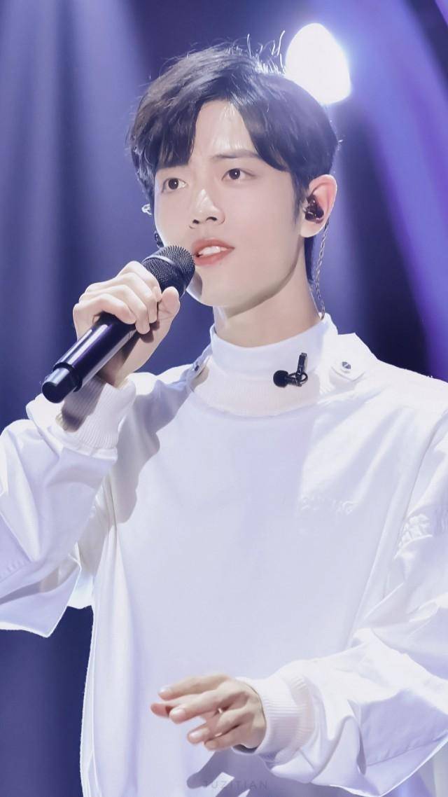 华为手机p8偷跑流量
:私生是否算粉丝？看看TFBOYS 肖战王一博对他们的态度！