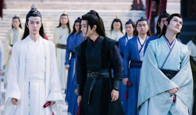 小苹果陈情令版:《陈情令》“真香”：为了还原魔道祖师，在下架边缘反复试探